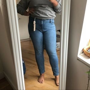 Madewell sz 33 9" High-Rise Skinny Jeans in Comfort Stretch: Eco Edition